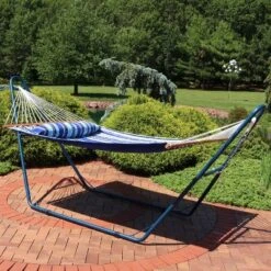 Sunnydaze Decor Sunnydaze Outdoor 2-Person Double Polyester Quilted Hammock With Wood Spreader Bar And Matte Blue Steel Multi-Use Stand - Catalina Beach