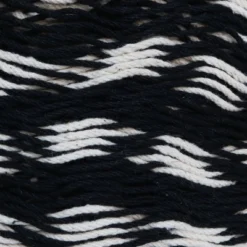 Sunnydaze Decor Sunnydaze Heavy-Duty Handwoven XXL Mayan Family Hammock With Thick Cord - 880 Lb Weight Capacity 11 Sunnydaze Decor Sunnydaze Heavy-Duty Handwoven XXL Mayan Family Hammock With Thick Cord - 880 Lb Weight Capacity -Sunnydaze Decor GUEST 6a58b2e0 29d5 4a09 a8cc 68bfed8e29f4